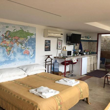 Camilla House Panzió Santa Marinella Kültér fotó