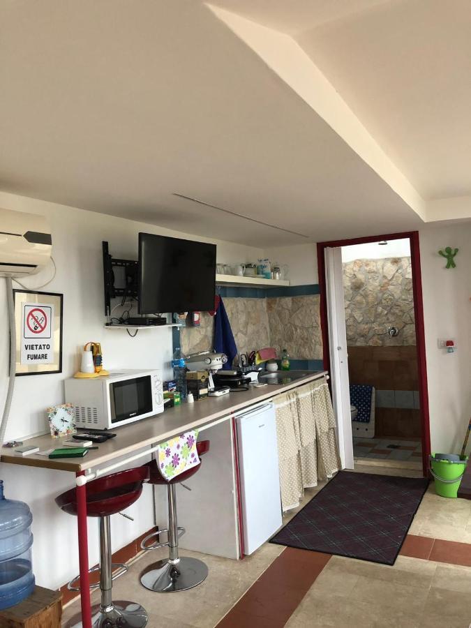 Camilla House Panzió Santa Marinella Kültér fotó
